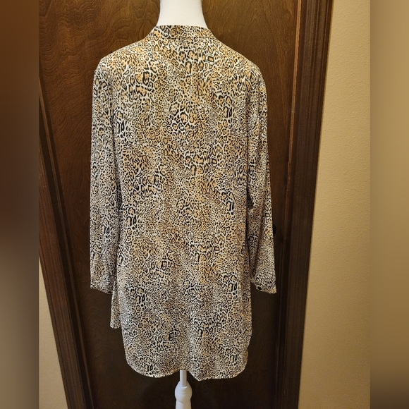 Chico's Leopard Print Button-Up Convertible Blouse NWT - Picture 11 of 15